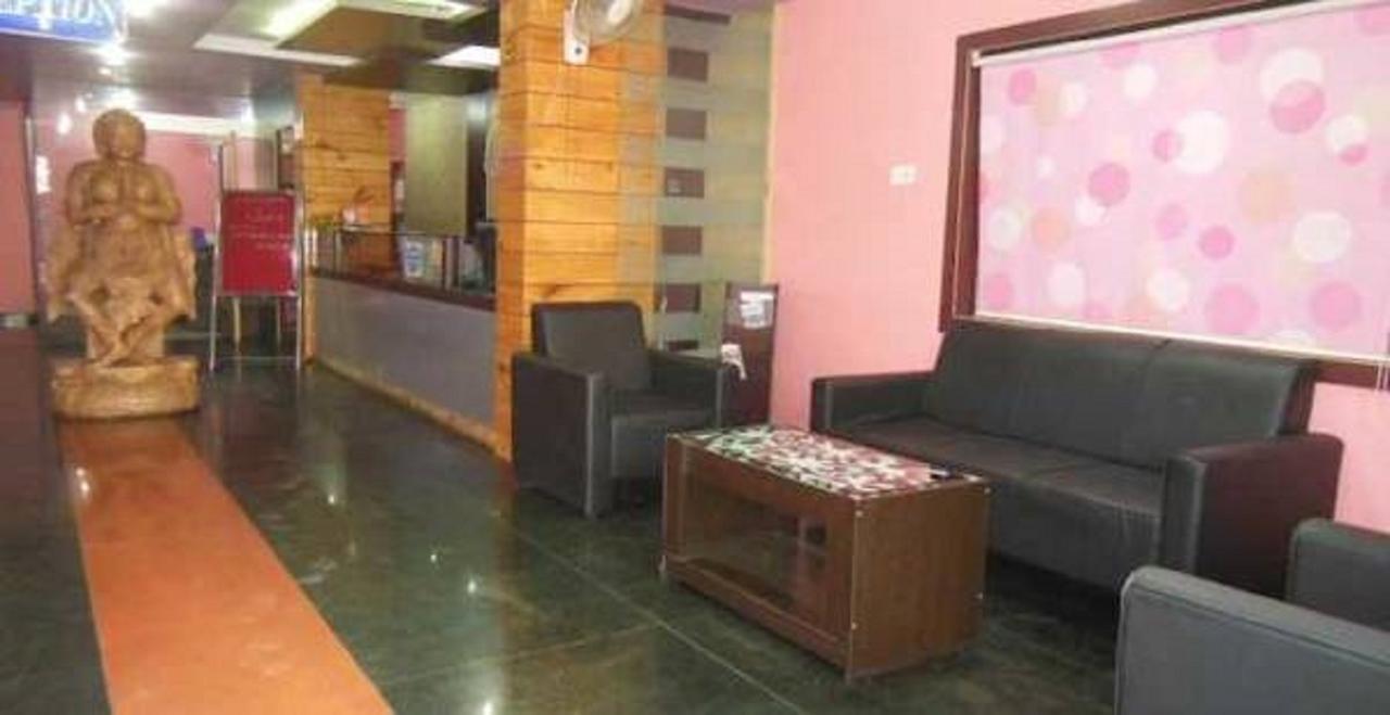 Hotel Bhubaneswari Classic Brahmapur Esterno foto
